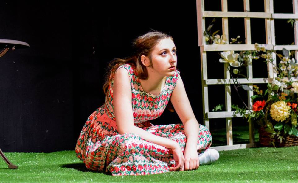 Emma Burgess as Lucy